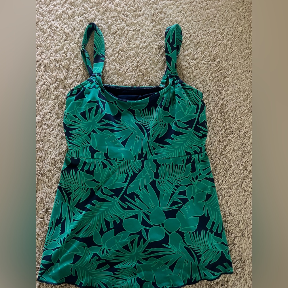 Green Leaf Print Halter Top
